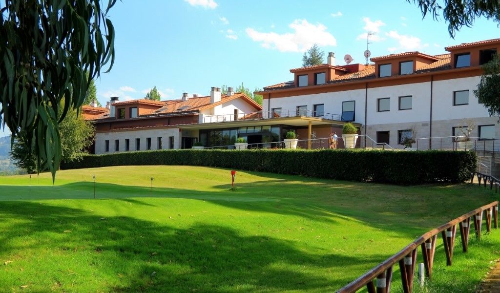 Oca Palacio De La Llorea Hotel & Spa Deva Exteriör bild